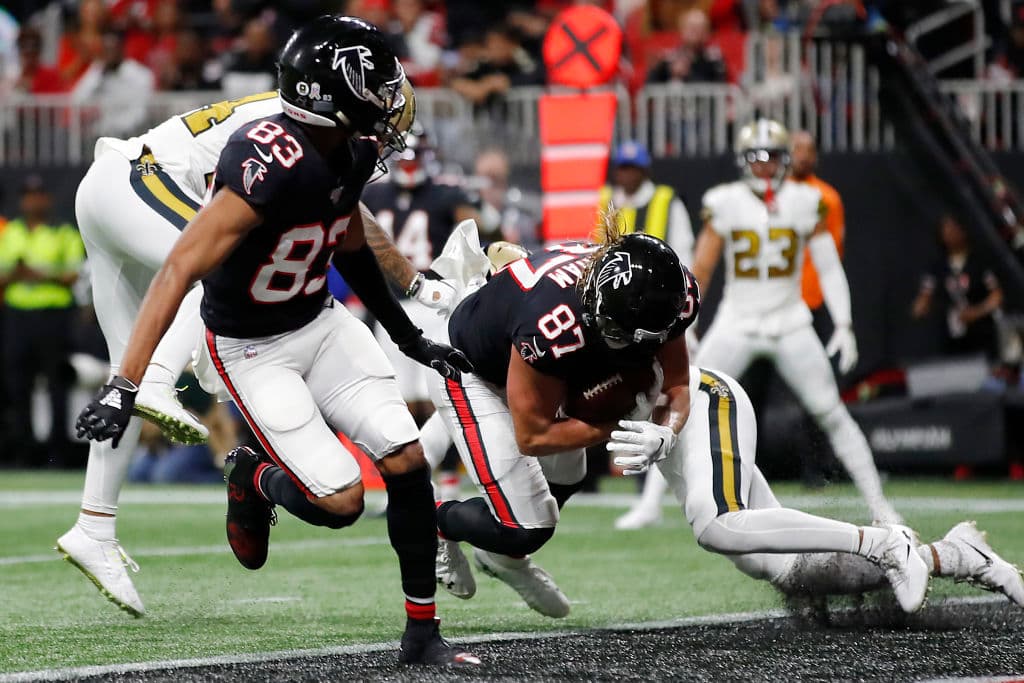 Tras vencer a los Falcons 26-18, en el último partido de la jornada de Acción de Gracias, son el primer equipo en clasificarse a playoffs.