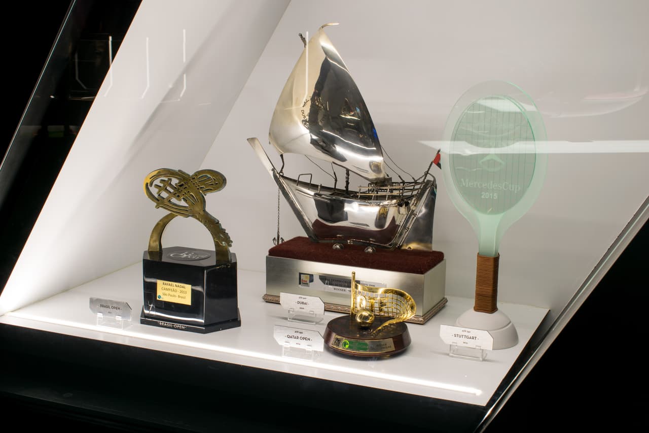 Así lucen algunos trofeos y reconocimientos del tenista español.