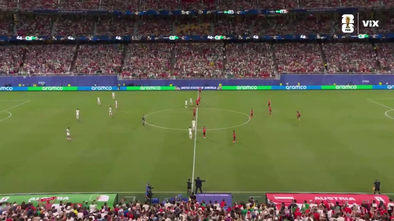 ¡Rueda el esférico para el Argelia en contra de Austria!