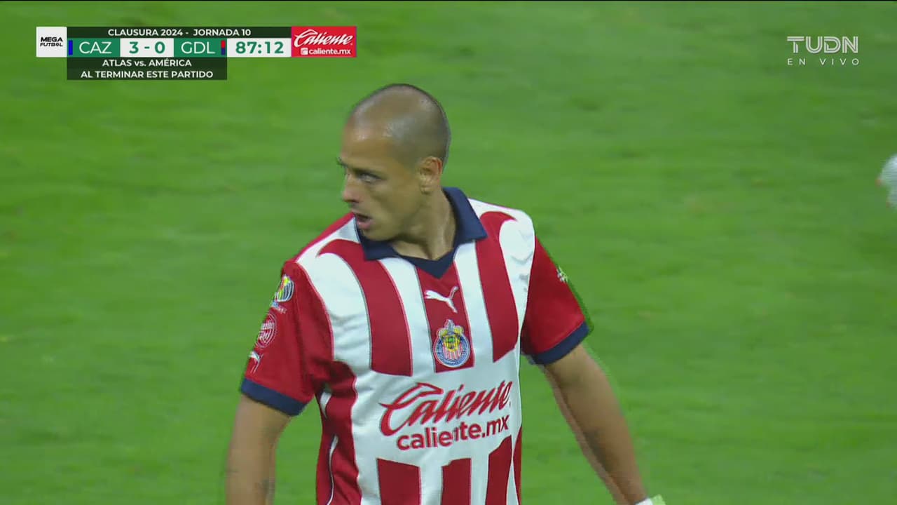 Kevin Mier le gana el duelo al Chicharito y Chivas no logra anotar