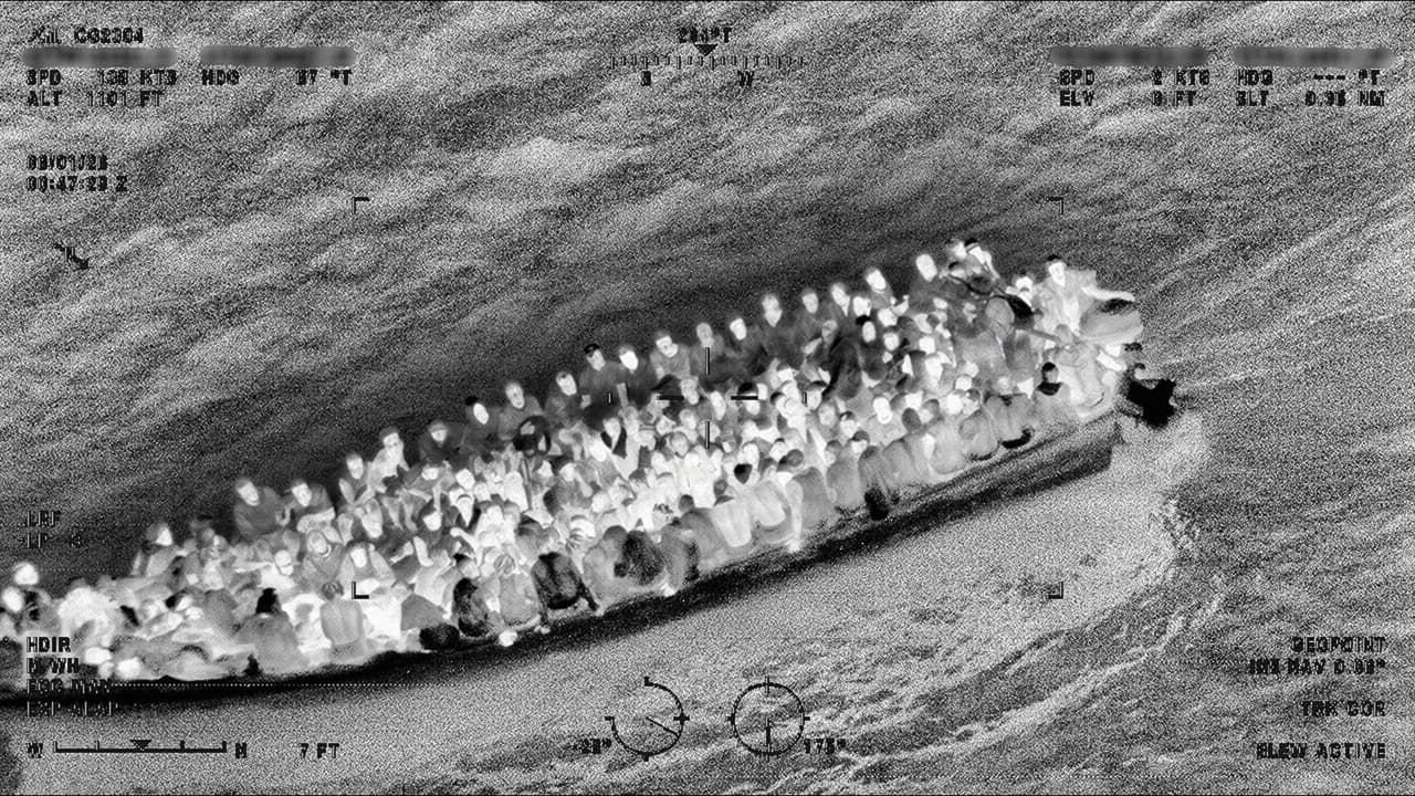 Drama en el Caribe: rescatan a 240 migrantes haitianos de una embarcación que estaba a punto de hundirse