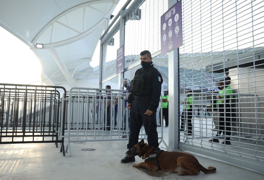 Así recibió el Kraken de Mazatlán a los aficionados cañoneros.