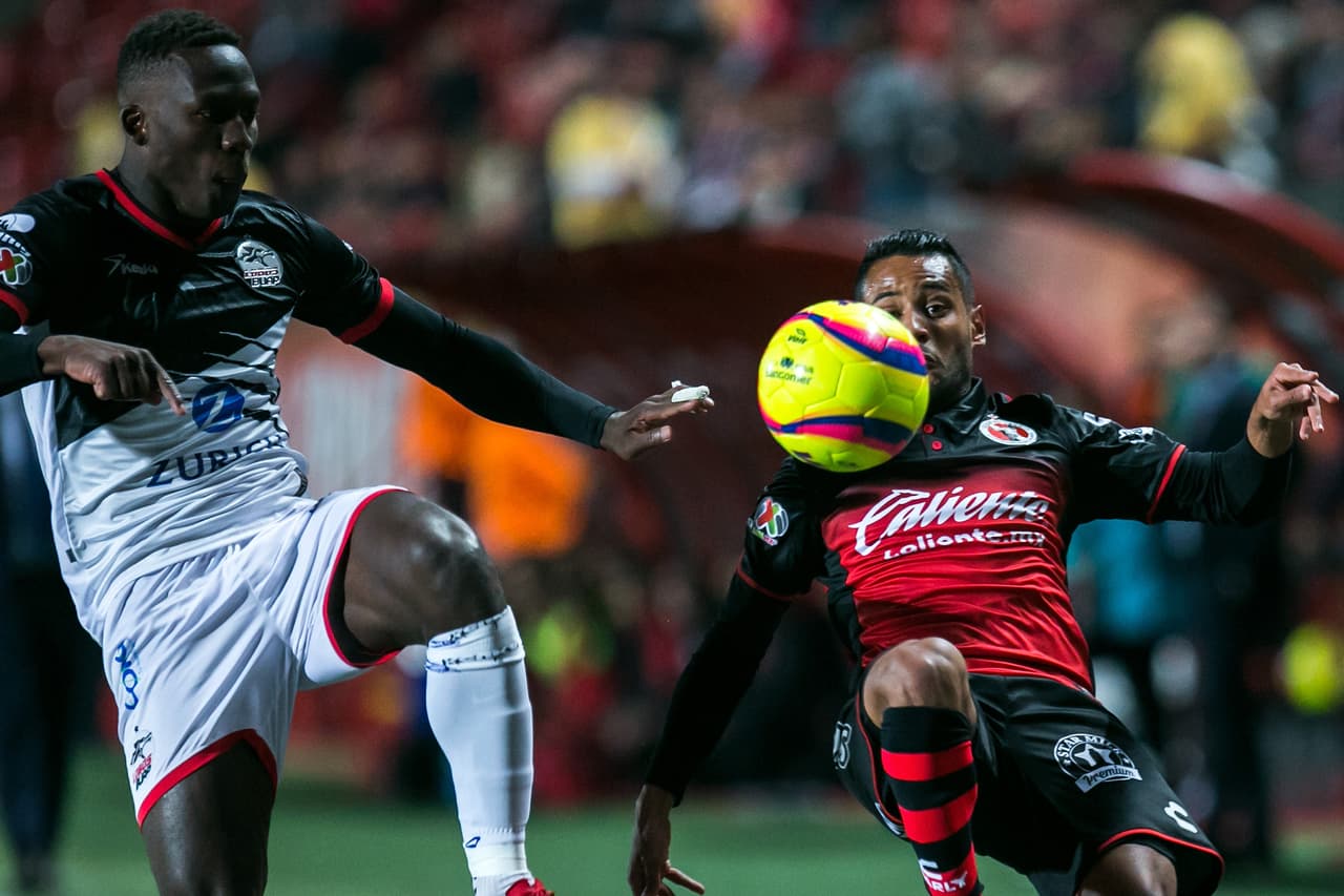 Luis Advincula y Mateus Gonçalves protagonizaron el duelo del partido. El peruano hizo un gran trabajo marcando al habilidoso brasileño.