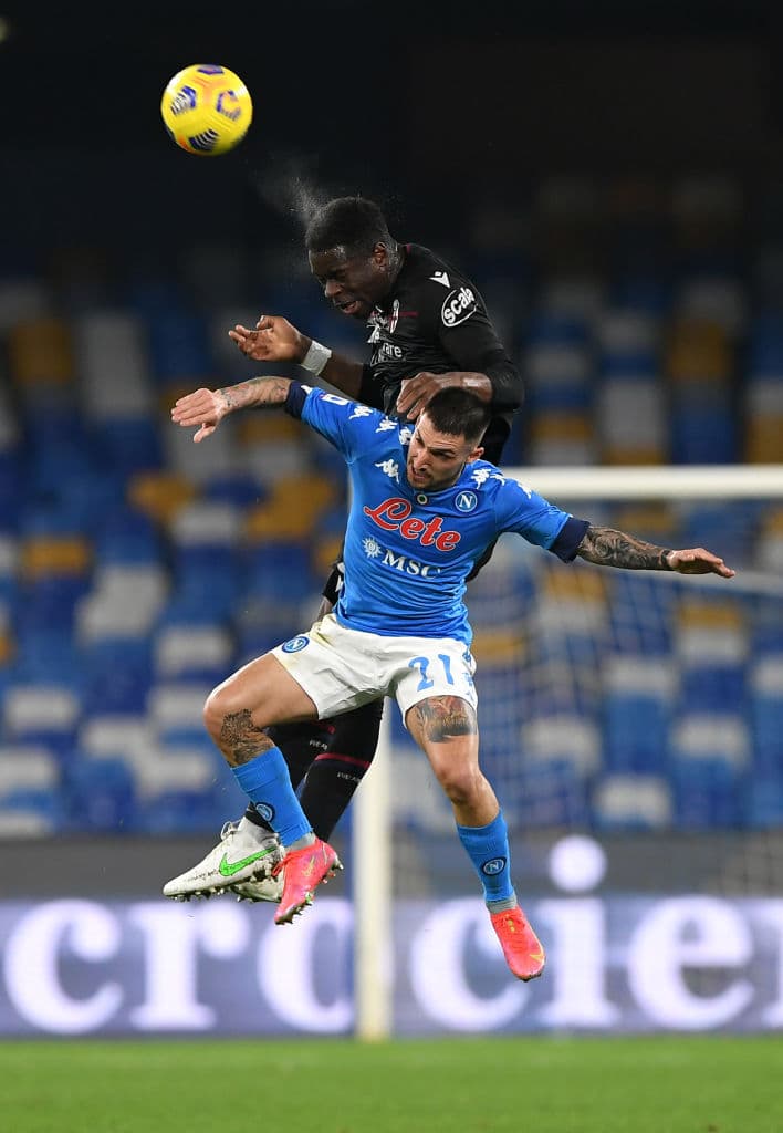 Con doblete de Lorenzo Insigne y gol de Victor Osimhen, el Napoli se impone a Bologna 2-1. Roberto Soriano fue el encargado de anotar el único tanto para los 'rojiazules'. El mexicano Hirving 'Chucky' Lozano puede que regrese a las canchas en su partido ante el Milan en la Serie A.