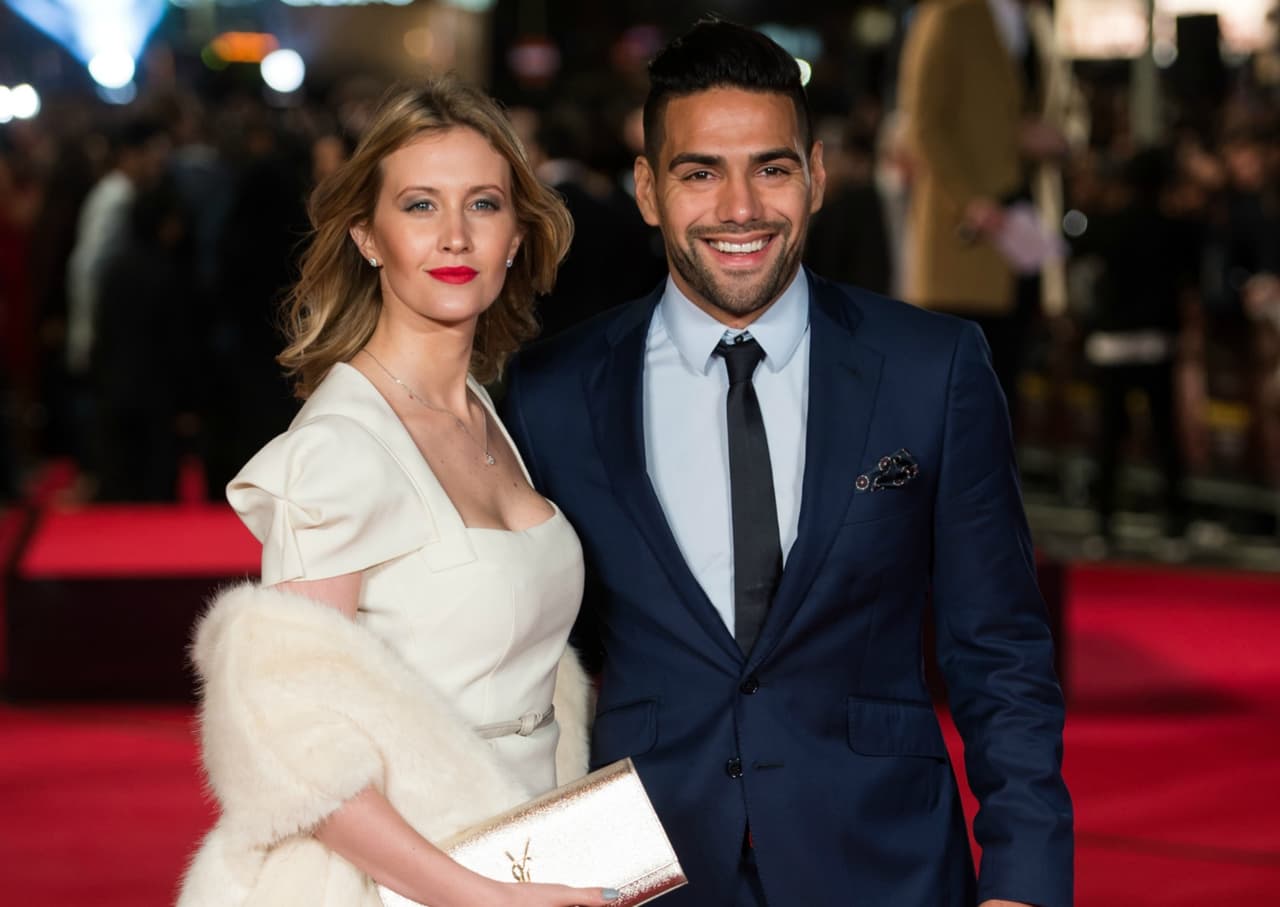 Radamel Falcao y Lorelei Tarón - Se conocieron en Argentina, cuando el delantero jugaba en River Plate, y se casaron en el 2007. Tienen dos hijas.