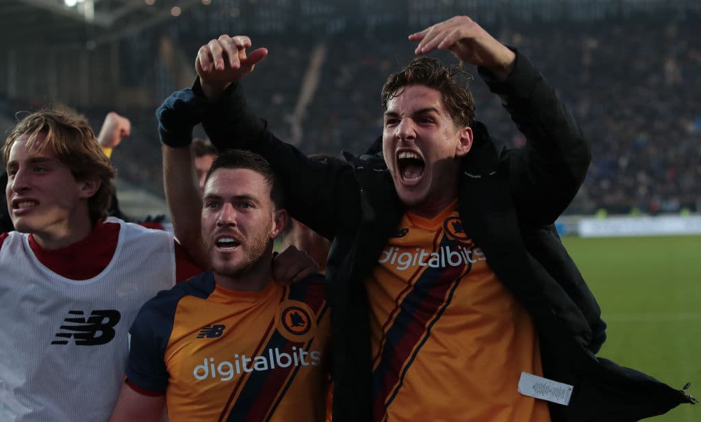 La Roma visitó al poderoso Atalanta, mostró su futbol y los golearon 1-4, mientras que la Juventus salió victoriosa 0-2 en su visita al Bologna.