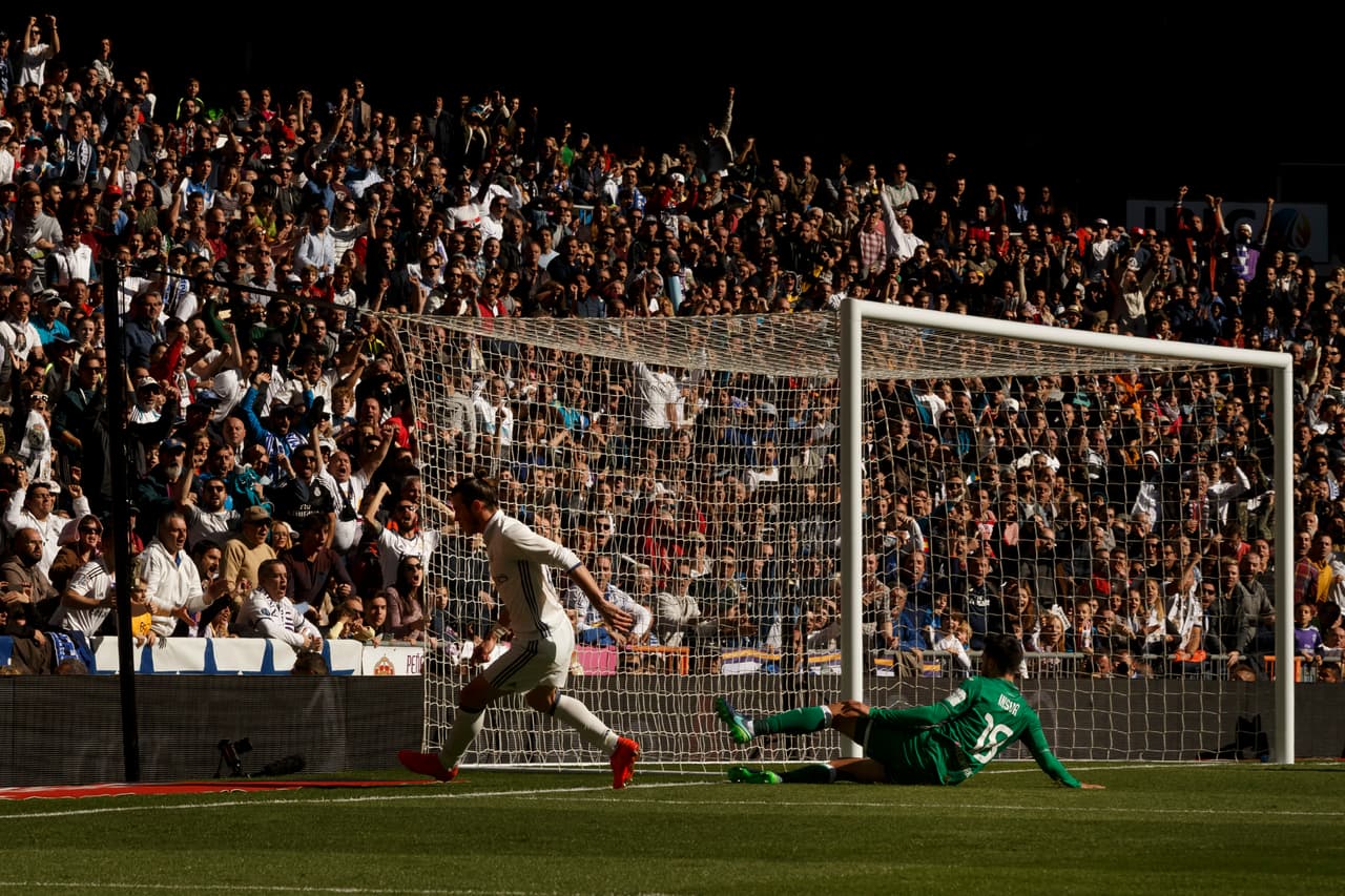 Bale rompió la igualdad al minuto 38 luego de un pase de Isco y con definición clara, tras un partido sin mucho flujo ofensivo del equipo local.