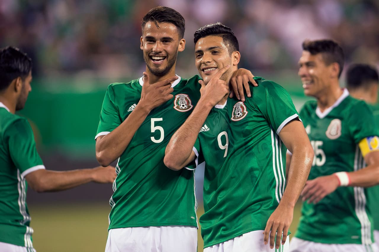 Con goles de "Tecatito" Corona, Raúl Jiménez y Carlos Vela, México derrotó 3 goles a 1 a su similar de Irlanda en partido amistoso.