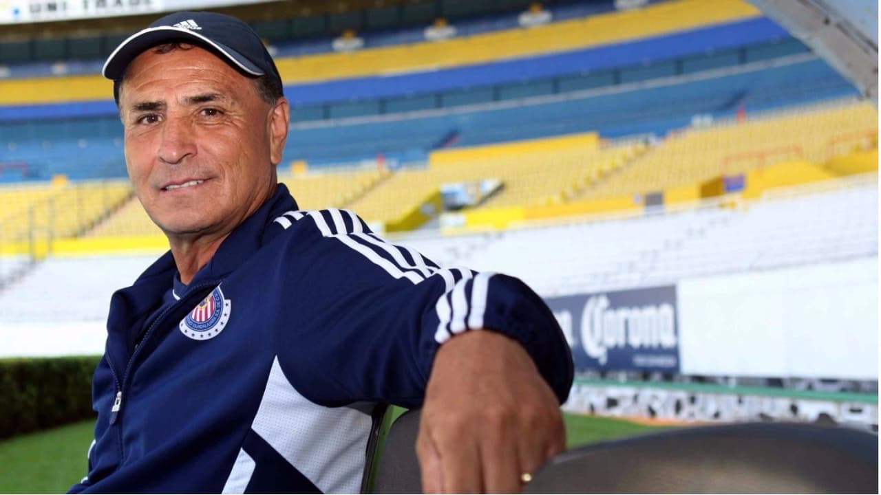 <b>José Luis Real:</b> Uno de los técnicos que más tiempo permaneció en el banquillo rojiblanco, lo hizo por casi tres años. En el Bicentenario 2010, arrancó con 8 triunfos consecutivos. Pero fue destituido en el Apertura 2011, al hilar cinco partidos sin triunfo.