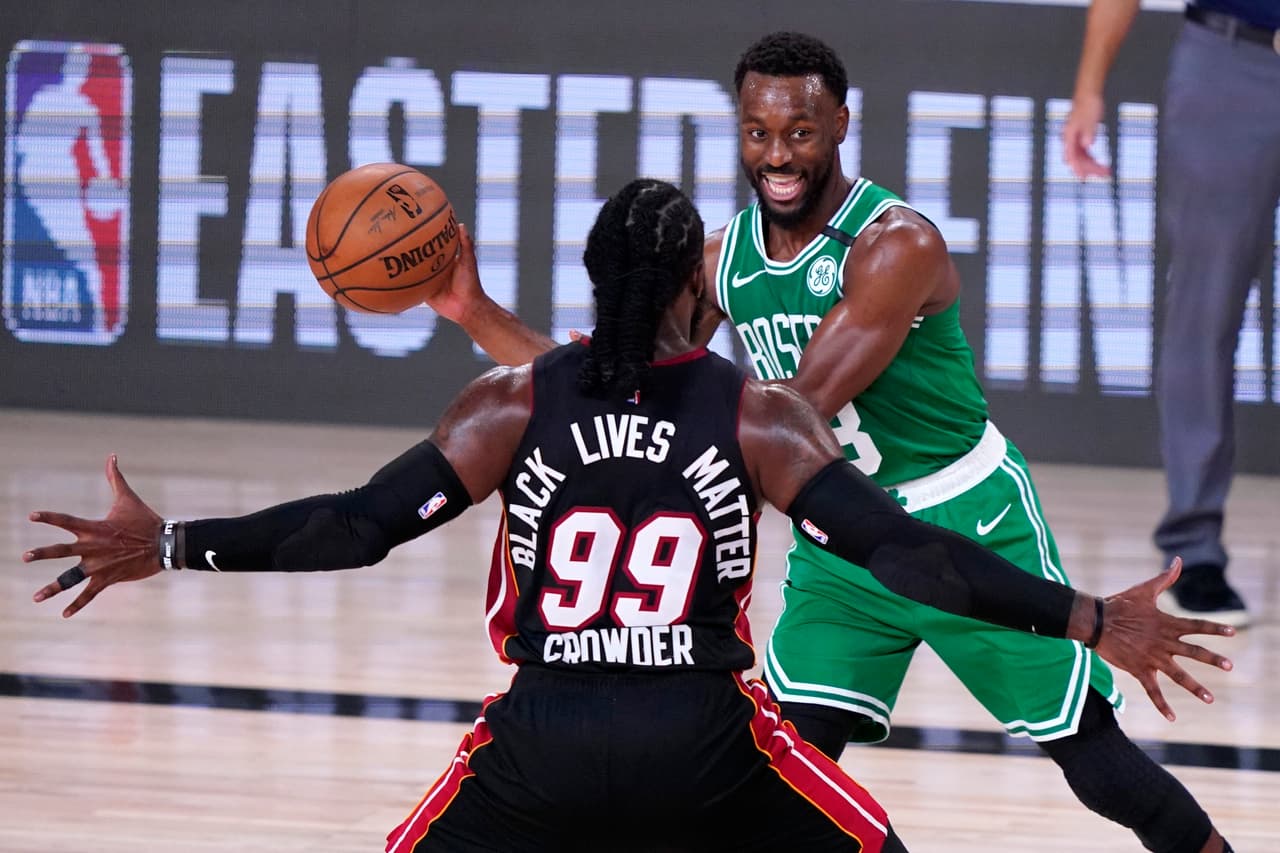 Los Boston Celtics ganan 117-106 y ponen la serie 2-1 | Borraron en tres cuartos al Miami Heat y se ponen a un juego de igualar la Final de Conferencia. | Bam Adebayo, Jaylen Brown y Jayson Tatum fueron los máximos anotadores del partido.