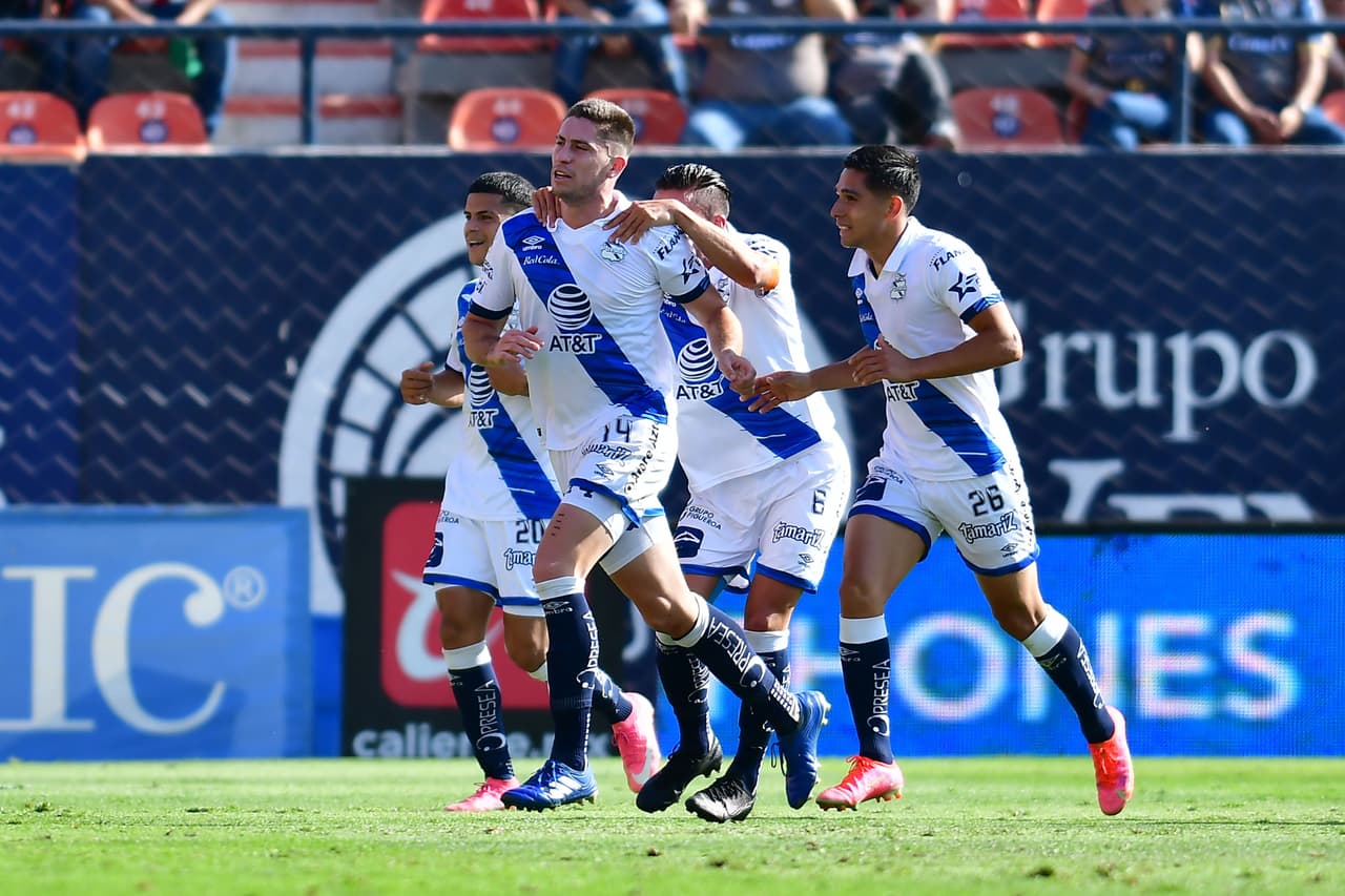 Santiago Ormeño, Christian Tabó, Daniel Álvarez y Guillermo Martinez son los encargados de marcar en la victoria 1-4 del Puebla sobre el Atlético San Luis.