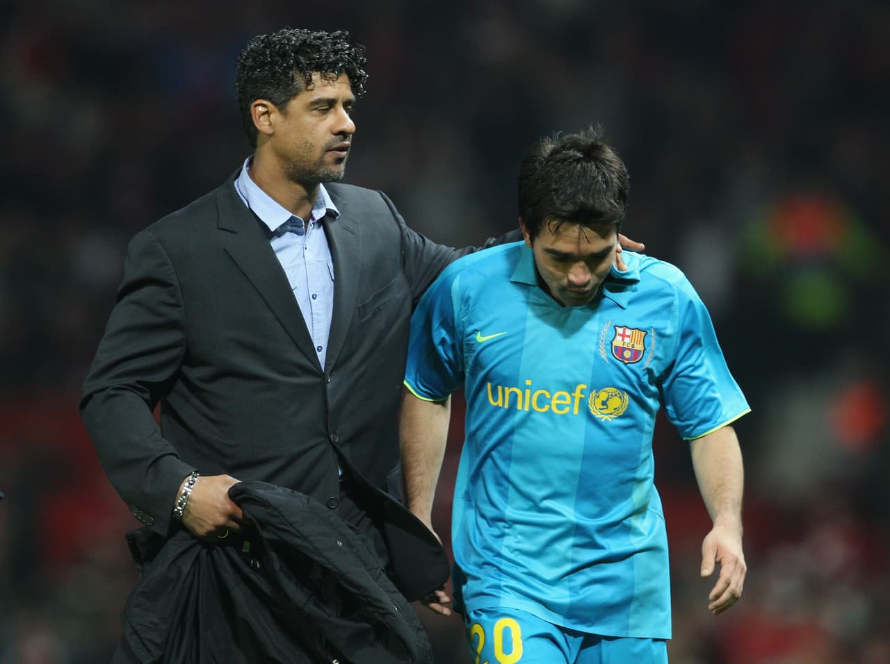 Con Frank Rijkaard fue vital como interior en el 4-3-3 en el rol que años después se consolidó Andrés Iniesta, otro futbolista que aprendió mucho a Deco.