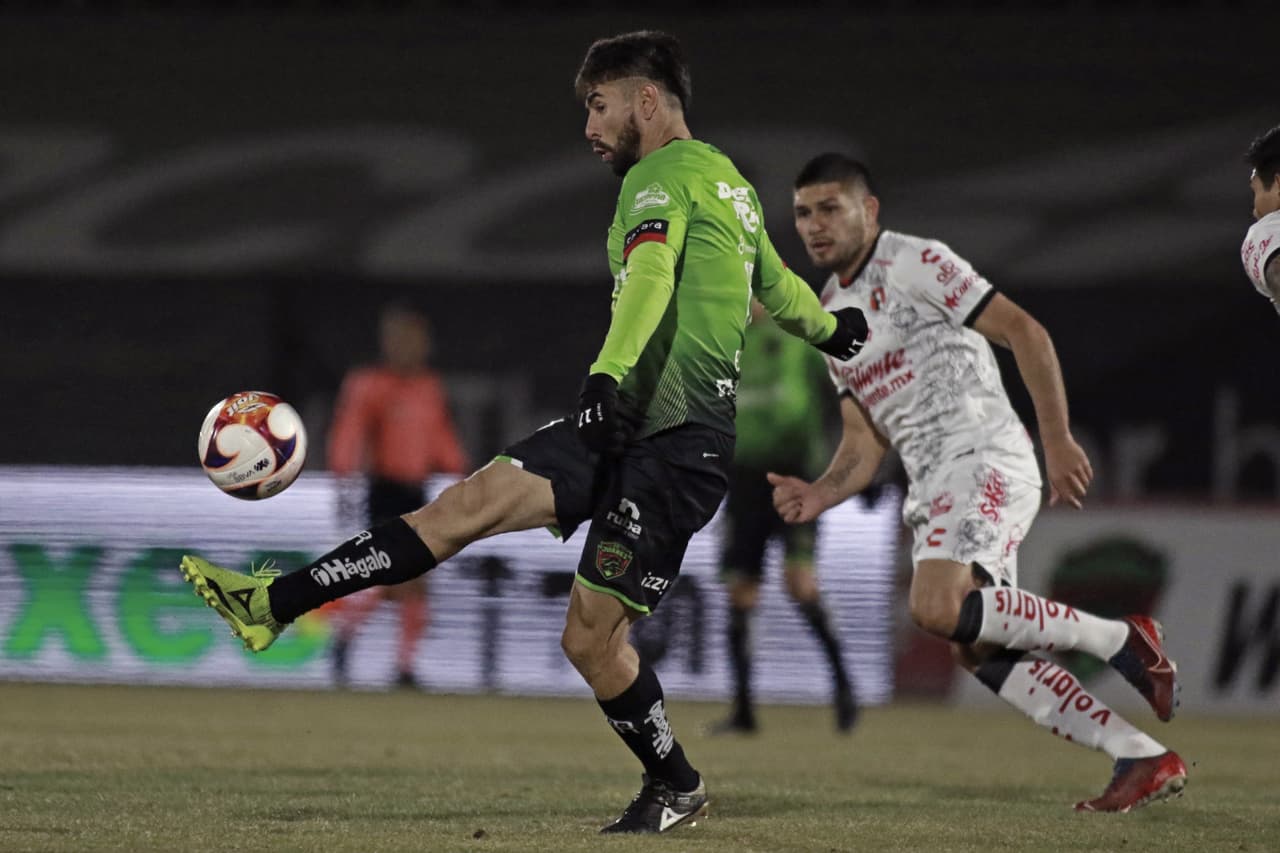 Lezcano se perdió la oportunidad de abrir el marcador tras errar un penal a los 78’ de juego. En la J3, los Bravos se medirán al América en la frontera y Xolos visitará al Puebla.