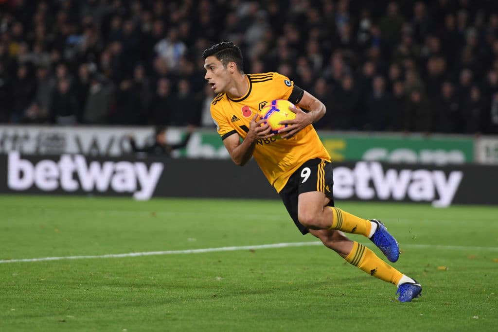 Jiménez ha participado en siete goles en sus 12 primeros partidos con los 
<i>Wolves</i>, lo que lo hace histórico tras tres goles y cuatro asistencias.