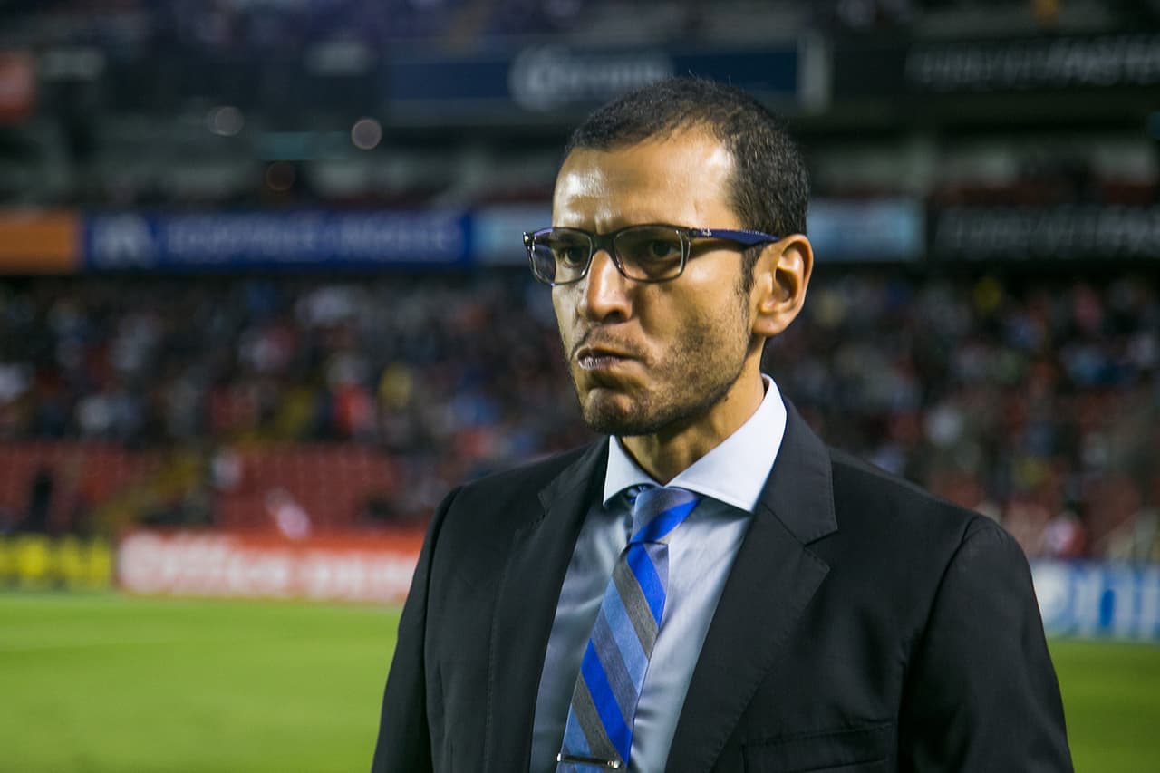 El desencanto en el rostro de Jaime Lozazo, entrenador del Querétaro, quedó de manifiesto.