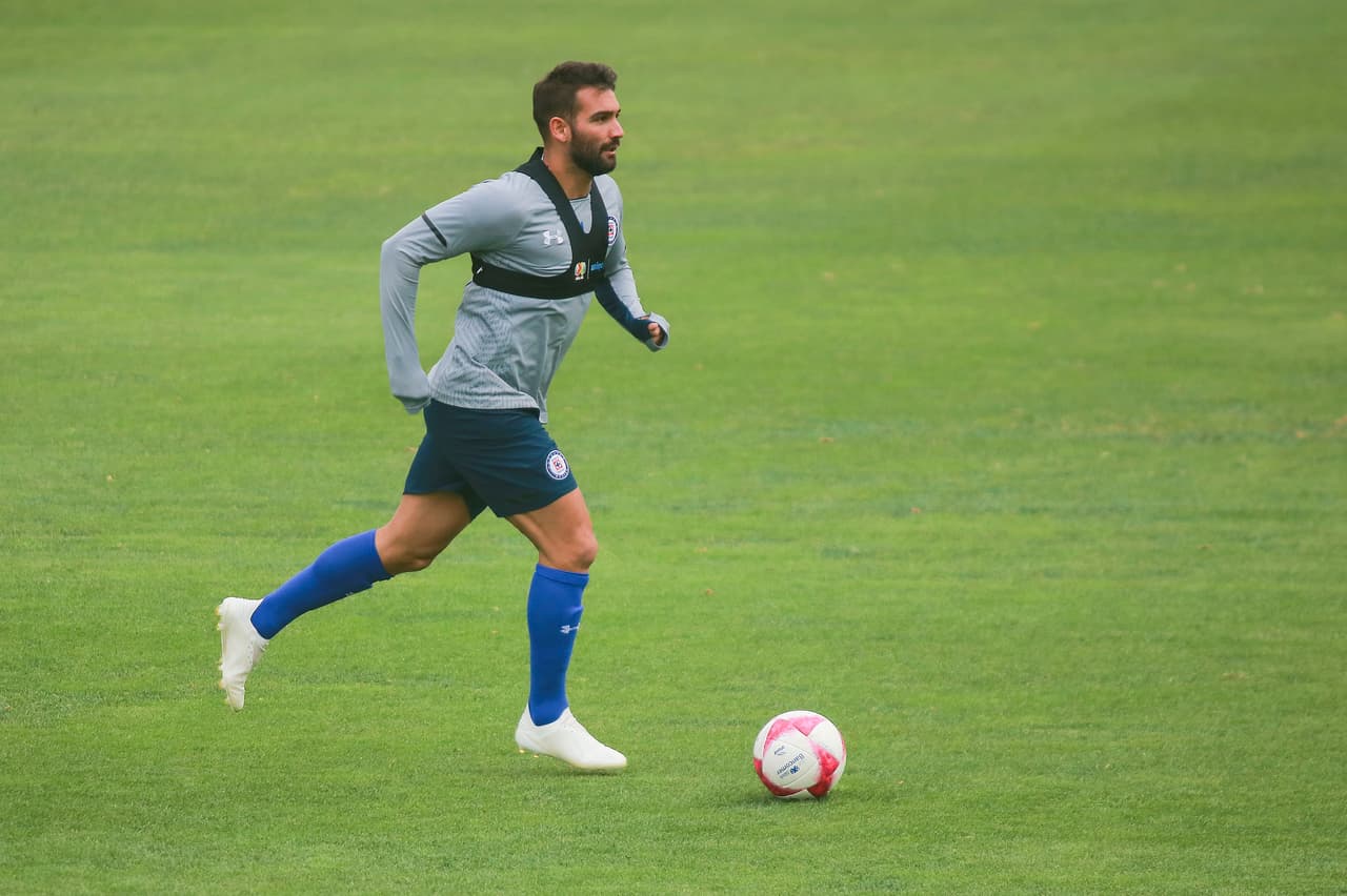 ¡Tranquilos, Celestes! Ausencia de Cauteruccio solo fue por un día