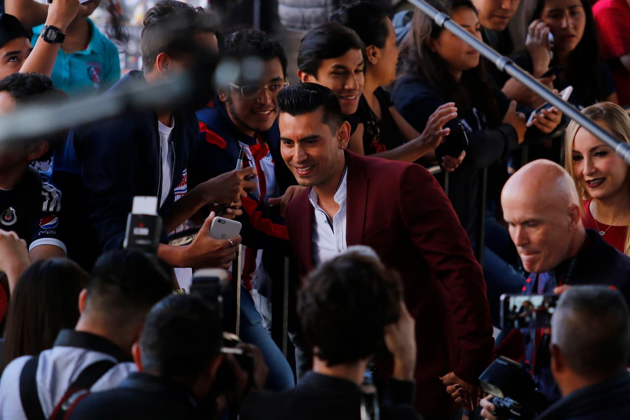 El extécnico de Chivas Matías Almeyda, directivos del club y jugadores llevaron a la Edición 16 del Festival Internacional de Cine de Morelia, realizada en Cinépolis Centro de Morelia para la presentación de 'Chivas, la película'.