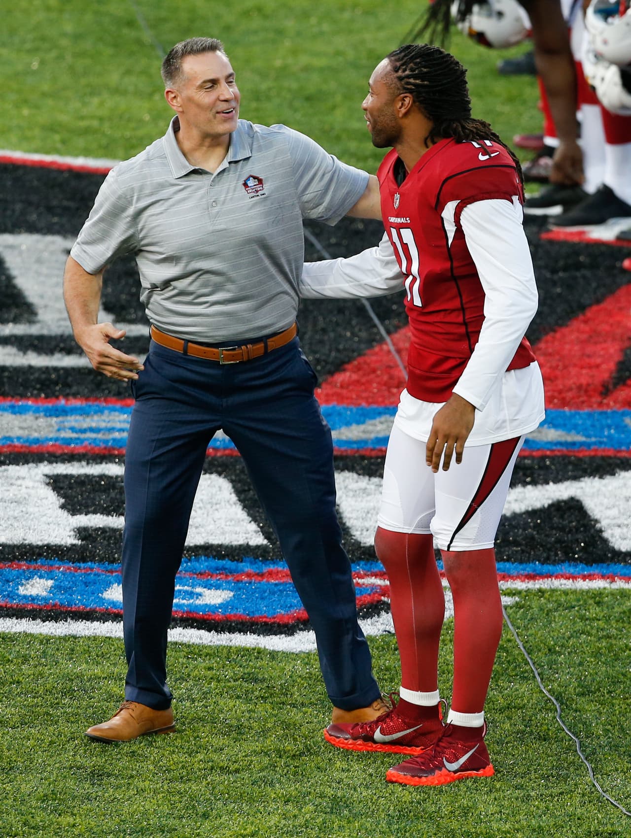 Los Dallas Cowboys y los Arizona Cardinals abrieron oficialmente esta noche la temporada de la NFL enfrentándose en el Partido del Salón de la Fama en el Tom Benson Stadium de Canton, Ohio en medio de un gran ambiente y los elegidos a ingresar en la Clase 2017.