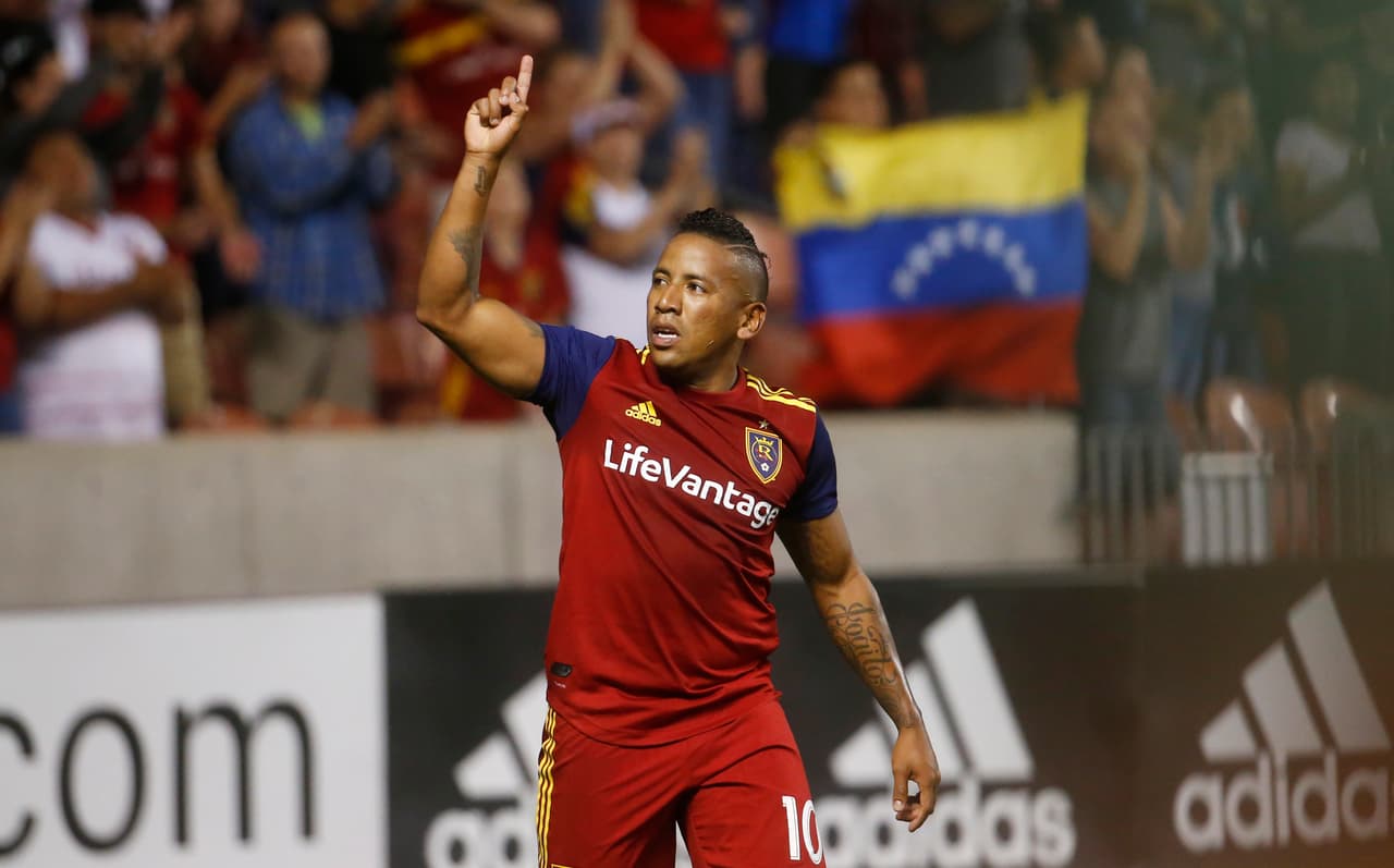 ¿El relevo de Pardo? Toluca amarra a Joao Plata