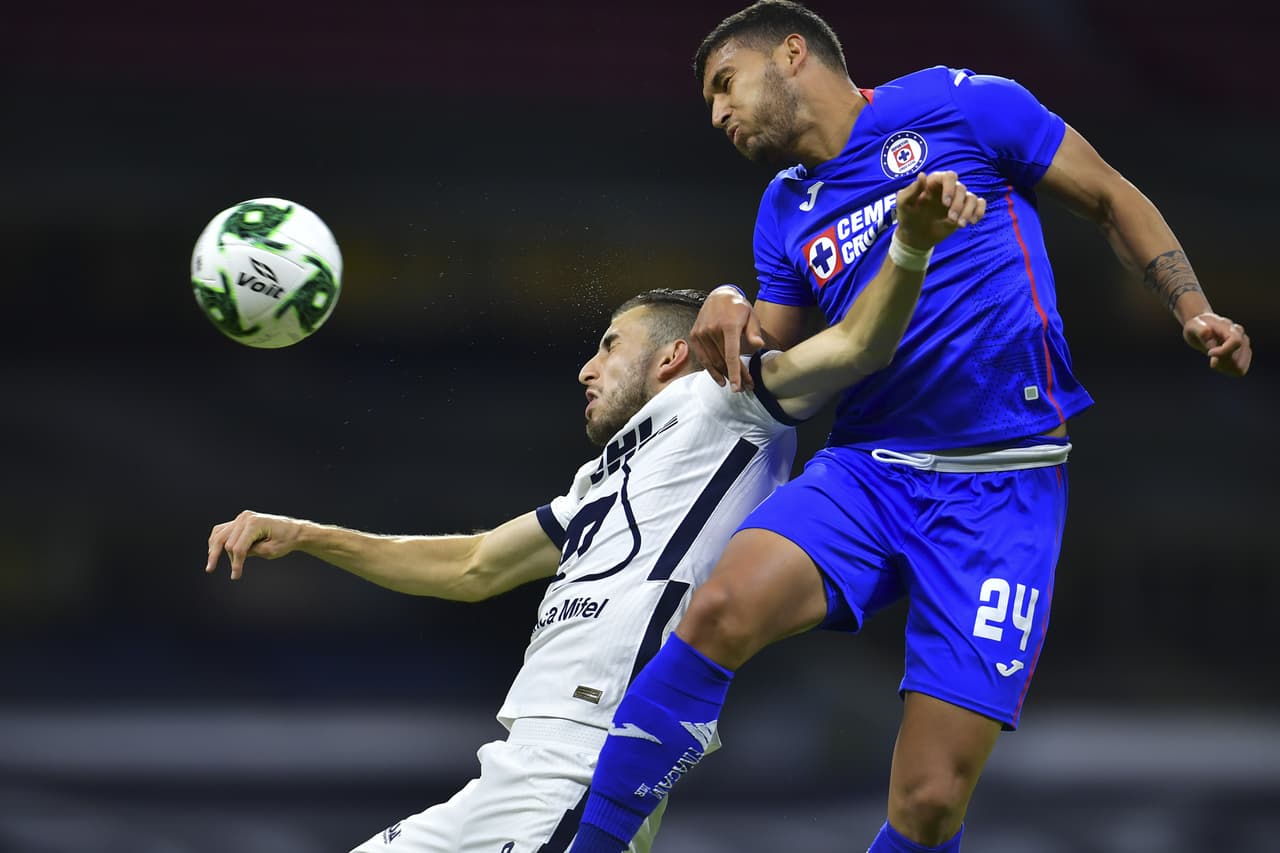 Con doblete de Luis Romo, gol de Rafael baca y gol de Roberto Alvarado, Cruz Azul golea a los Pumas y se queda a centímetros de la final del torneo.