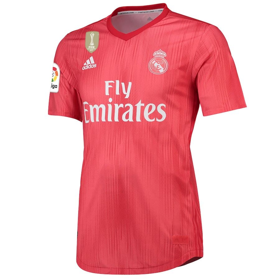 <b>Real Madrid C.F. (Adidas) - </b>España