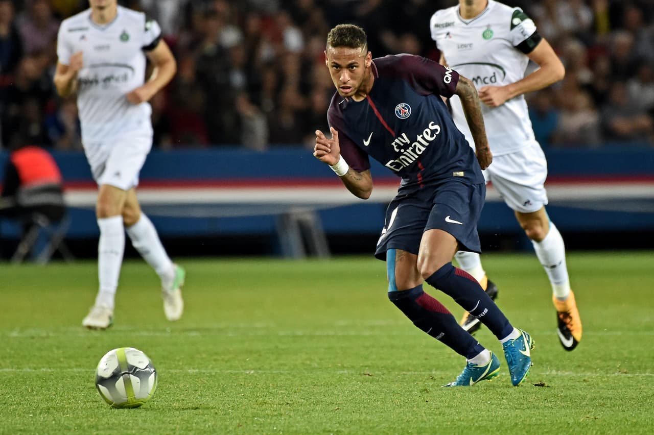 Pero Neymar no se podía ir sin participar en otro gol de su equipo.