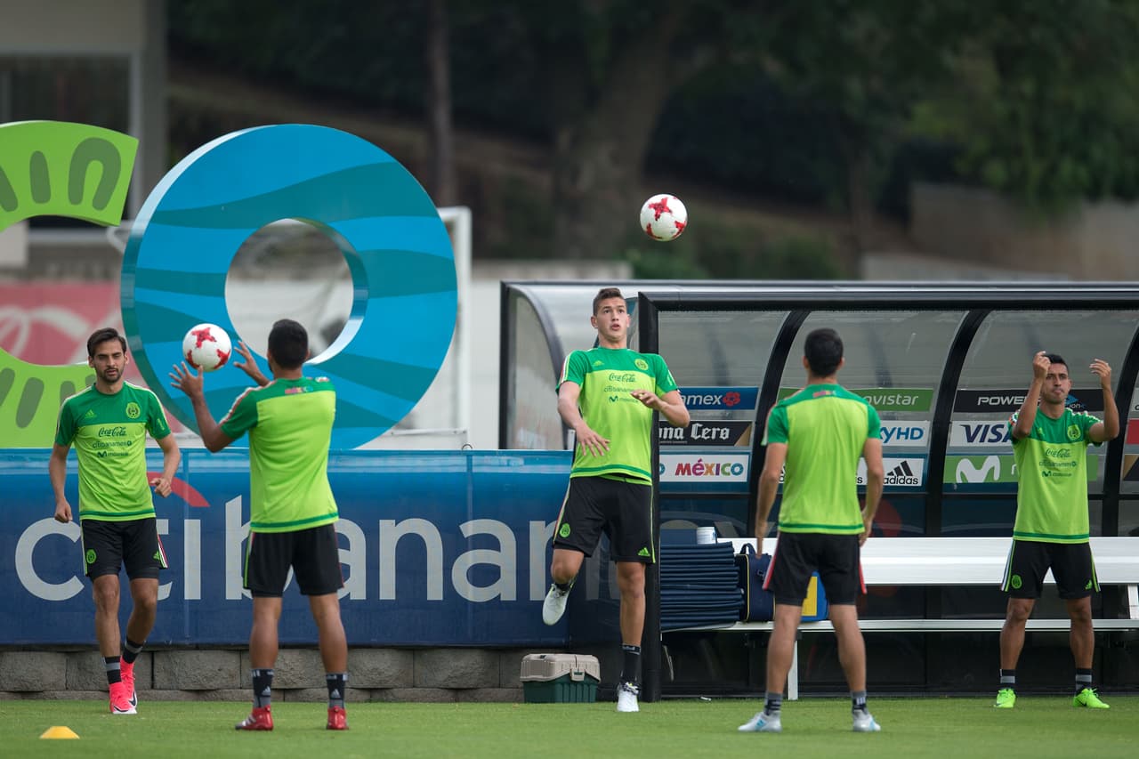 Entre los trabajos realizados estuvo el dominio de balón con la cabeza y el poder de salto.
