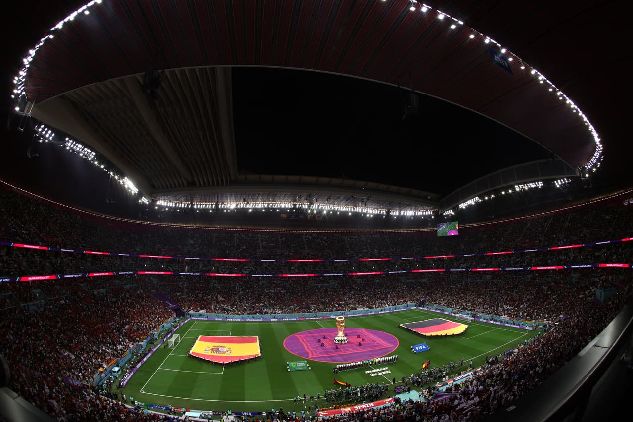 El Estadio Al Khor, majestuoso y listo para ver un gran juego de futbol.