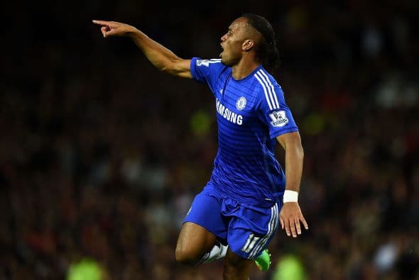 Didier Drogba muestra sus mejores pasos de baile
