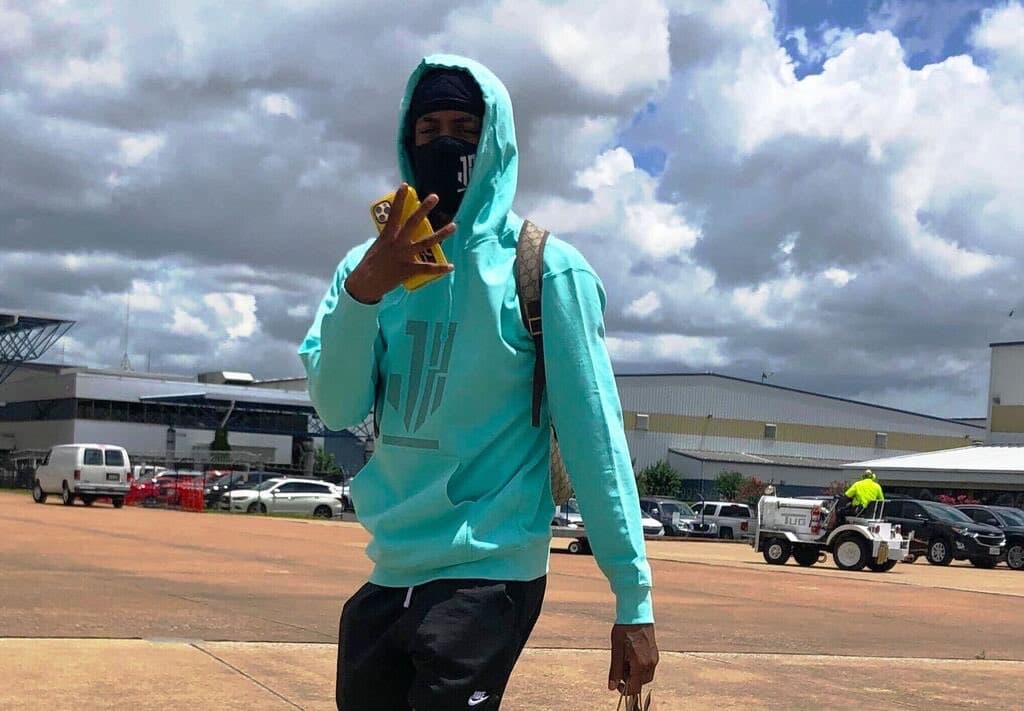 Continúa la llegada de los equipos de la NBA a 'La Burbuja'