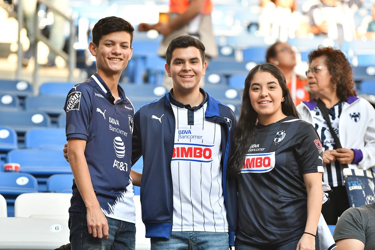 Los fanáticos de Rayados en el Estadio Bancomer para el juego contra Tuzos en la Jornada 1 del Clausura 2019.