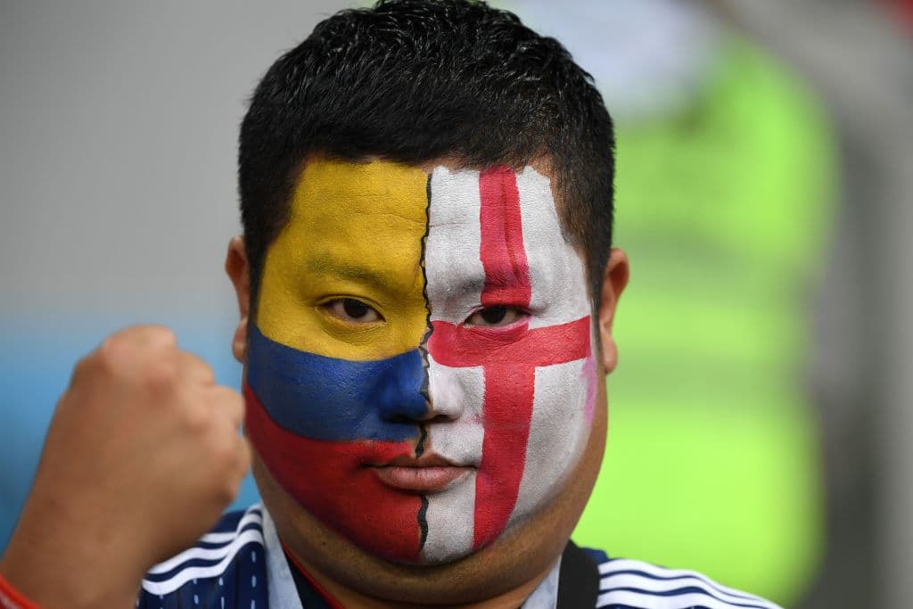 Los fanáticos en Moscú prendieron la fiesta del duelo de octavos de final entre Colombia e Inglaterra, con un colorido que marca la definición del último clasificado a cuartos de final en Rusia 2018.