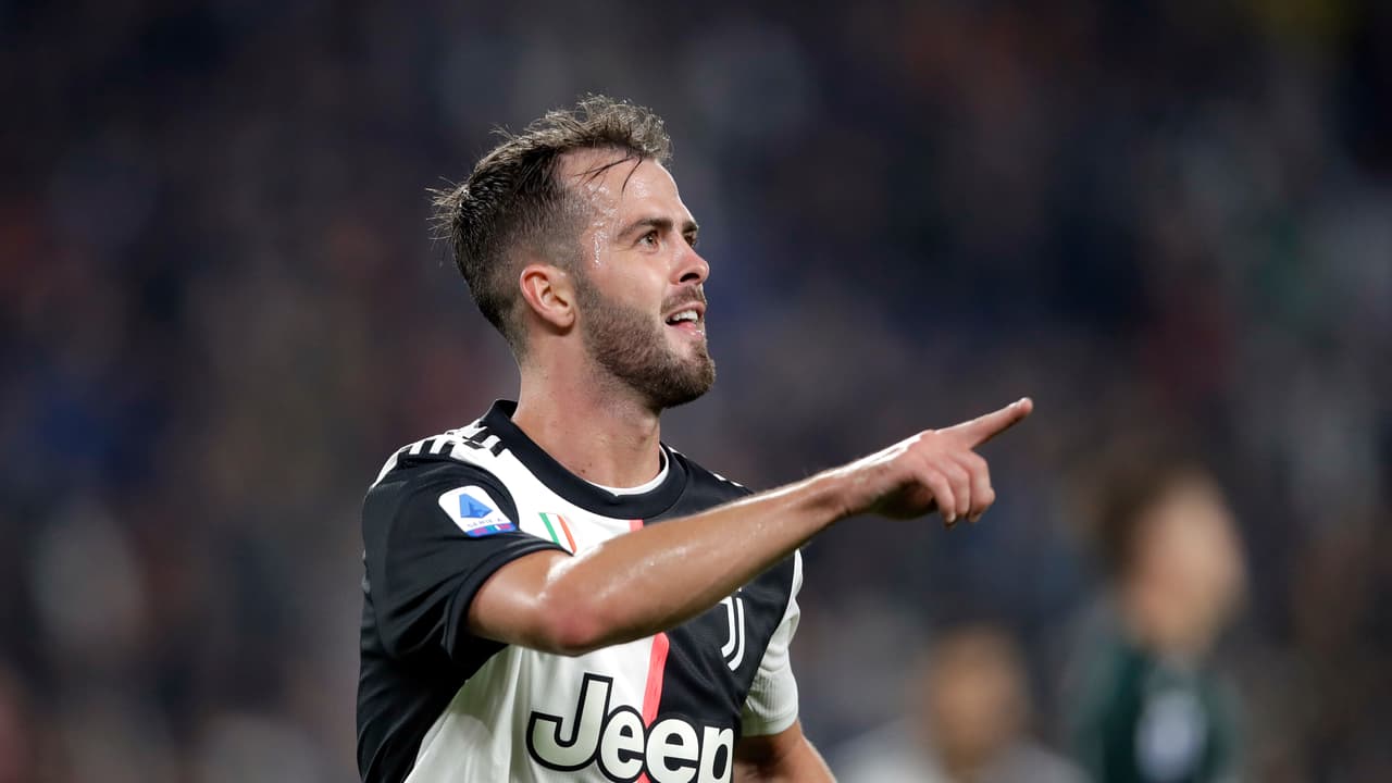 ¡Es madridista! Pjanic, objetivo del Barcelona, apoya al Real Madrid