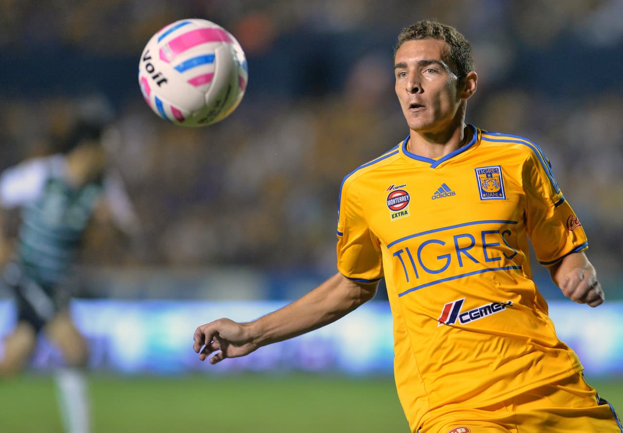 El goleador argentino Marco Ruben jugó cedido en Tigres de la UANL durante el Apertura 2014.