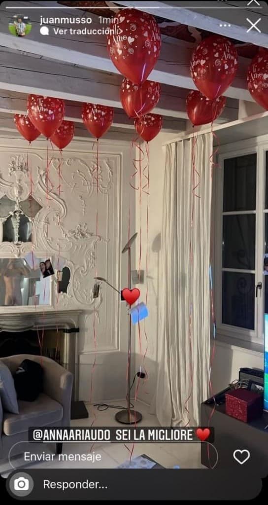 Juan Musso compartió esta foto de él desnudo por error.