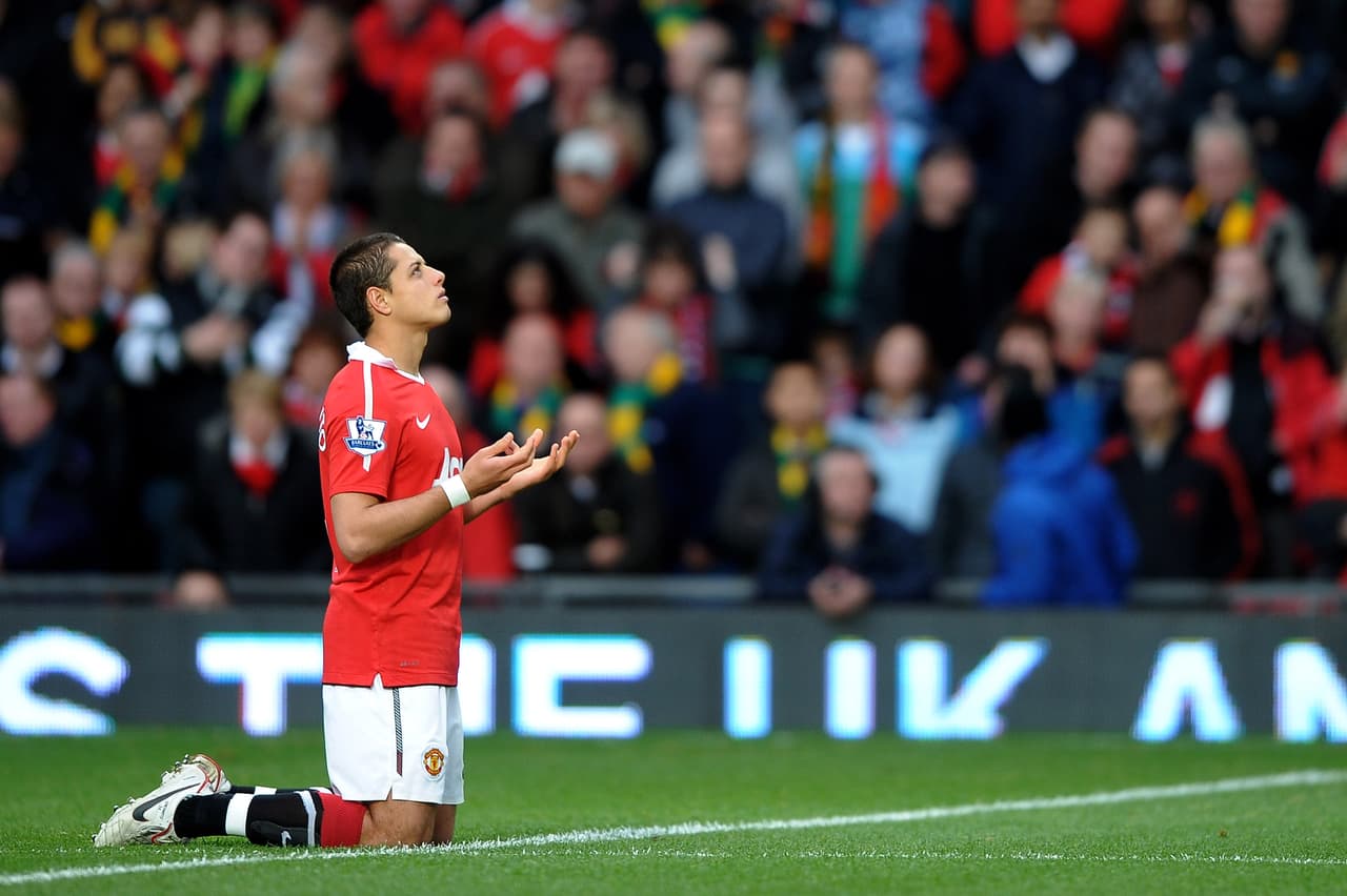 La personalidad de Chicharito generó un impacto positivo en el equipo, a pesar del peso de sus jugadores y la tradición del club.