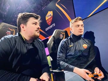 Complexity venció a Ellevens en la final del FIFA eClub World Cup 2020 en Milan y se cornó campeón en una gran final que se fue hasta los penales.