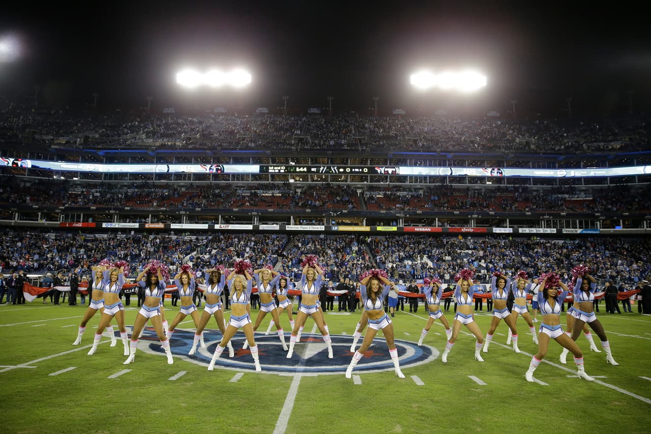 Son hermosas, tienen energía y sus bailes le dan alegría al ambiente en los estadios de la NFL: sin duda, las porristas tienen un papel muy especial para el espectáculo del fútbol americano.