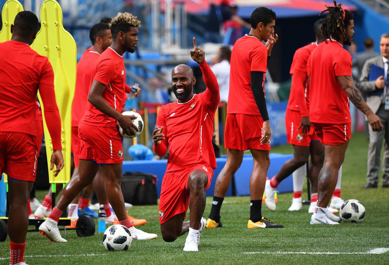 El defensa central Felipe Baloy (centro) nuevamente será titular, luego de jugar contra Bélgica en la primera presentación panameña.