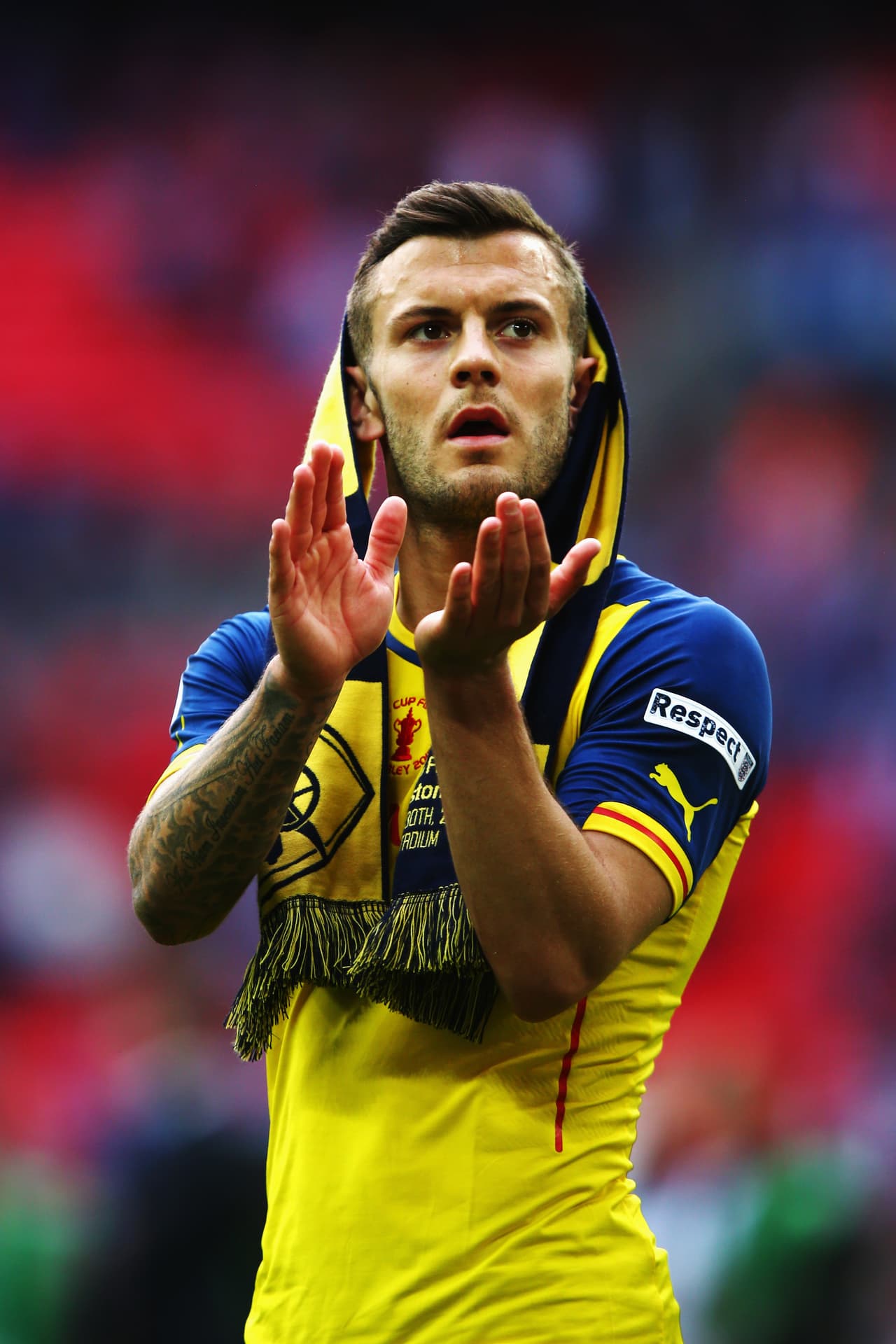 Los Gunners destrozaron al Aston Villa para alzar la Copa de Inglaterra.