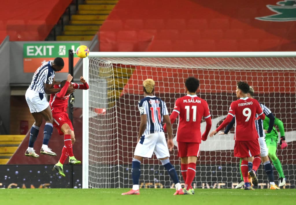 Sadio Mané (12’) adelantó a los locales y Ajayi (82’) marcó el empate para rescatar una unidad de la complicada plaza. Liverpool llegó a 32 unidades en la primera posición, mientras que Albion es penúltimo general con ocho puntos.