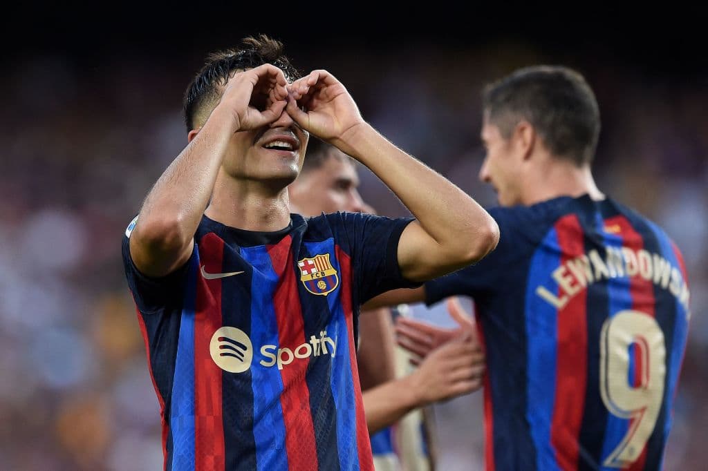 El Barcelona se impuso por 4-0 al Valladolid en el Spotify Camp Nou con dos goles de Robert Lewandowski, uno de Pedro González ‘Pedri’ y otro de Sergi Roberto en un encuentro correspondiente a la tercera jornada de LaLiga Santander.