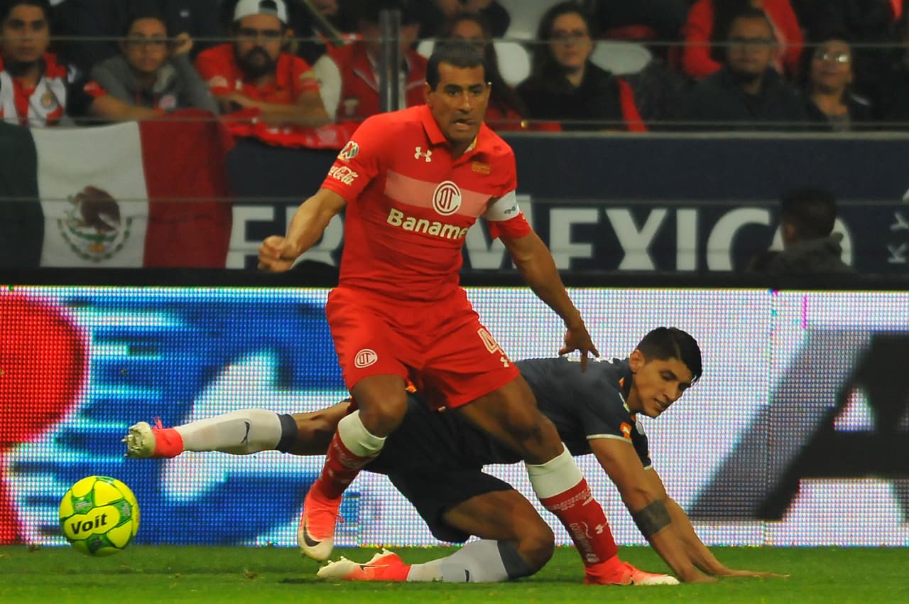 El Deportivo Toluca, como el Club Universidad hizo con Verón, le dio las gracias a Paulo Da Silva.