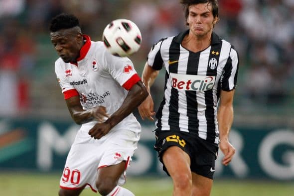 Horas antes, Juventus fue al campo del Bari con la esperanza de sacar los tres puntos.