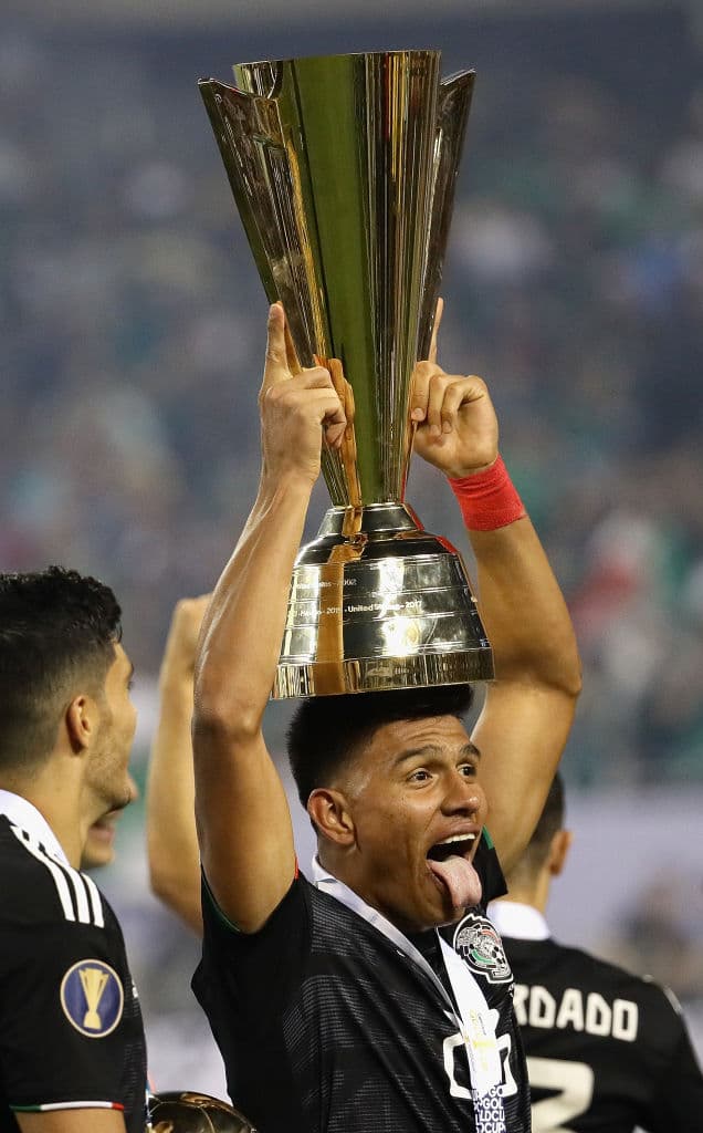 Tremendo festejo de la Selección Mexicana en Soldier Field luego de vencer 1-0 a Estados Unidos por la Final de la Copa Oro. Los jugadores y cuerpo técnico del Tri celebraron de manera impresionante, un triunfo conseguido a toda ley y una fiesta en la cancha para recordar la hazaña.