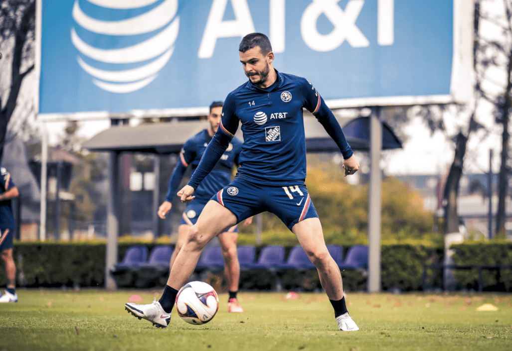 Viajan Benedetti, Roger Martínez y Aguilera a Monterrey