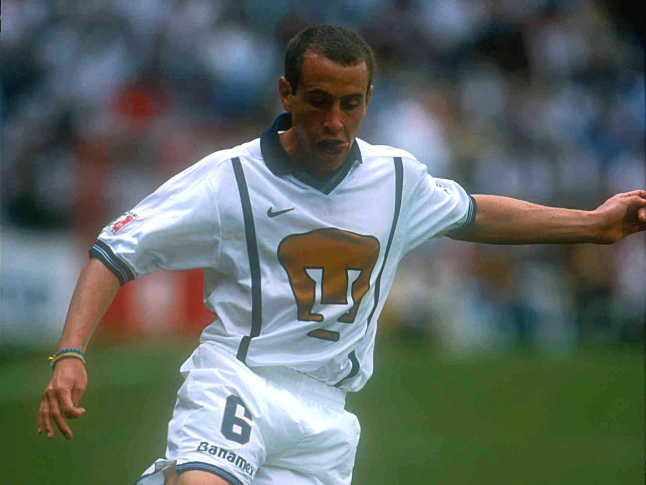 Playera de Pumas UNAM (1999/00)