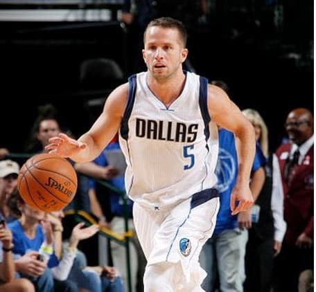 José Juan Barea seguirá jugando con Dallas