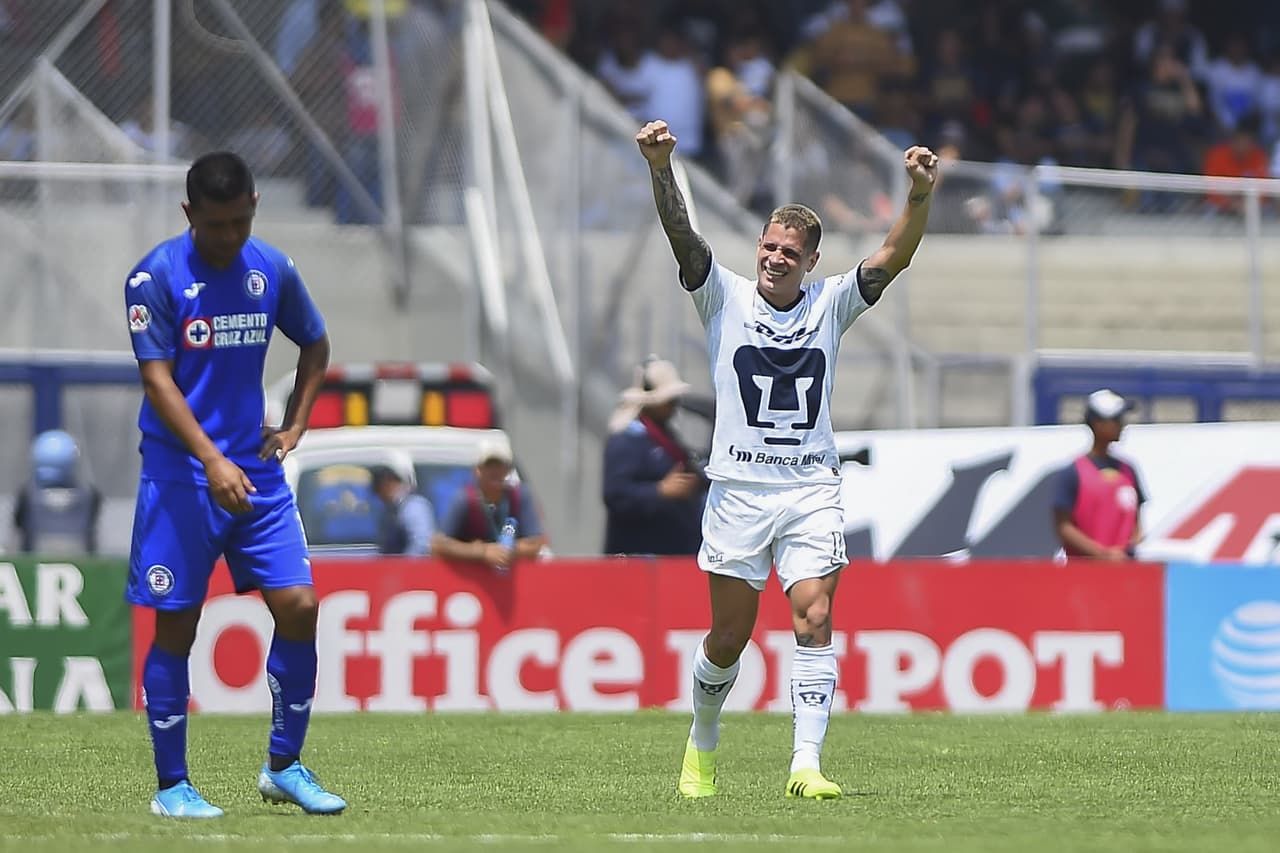 Al minuto 87, con un tiro-centro, llegó el empate desde los pies de Juan Manuel Iturbe.