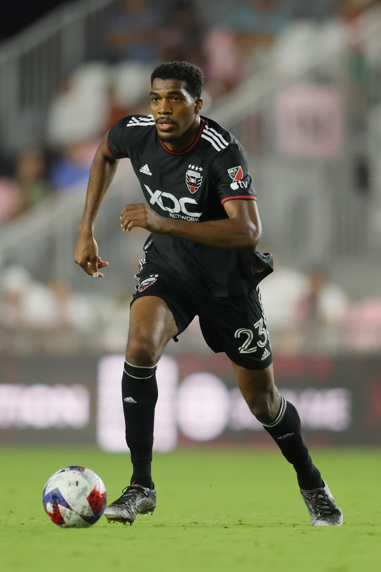 Defensor - DONOVAN PINES (D.C. United)